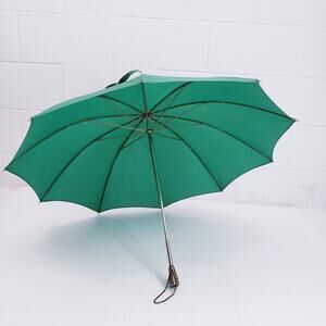 Vintage Giant Umbrella Co USA 35 Green Nylon With Gold Tone Handle Parasol